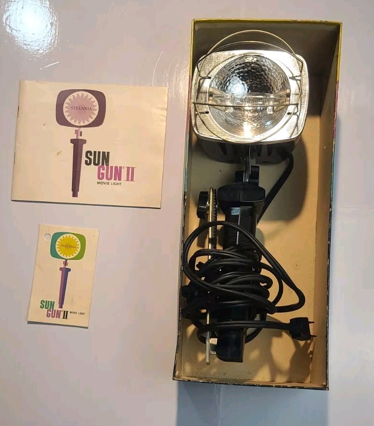 Vintage Sylvania Sun Gun II Movie Light TESTED see pics ! Model SG-55