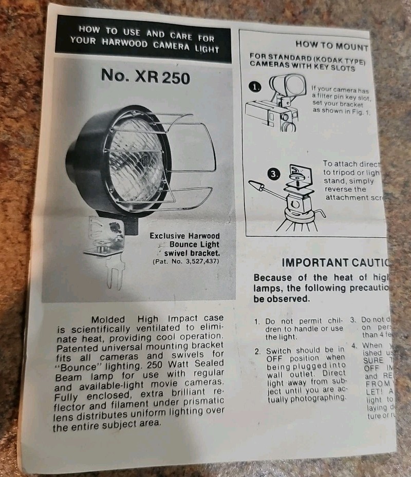 Harwood XR250 Sealed Beam Camera Light For Use With ASA 40 & 160 Color Film
