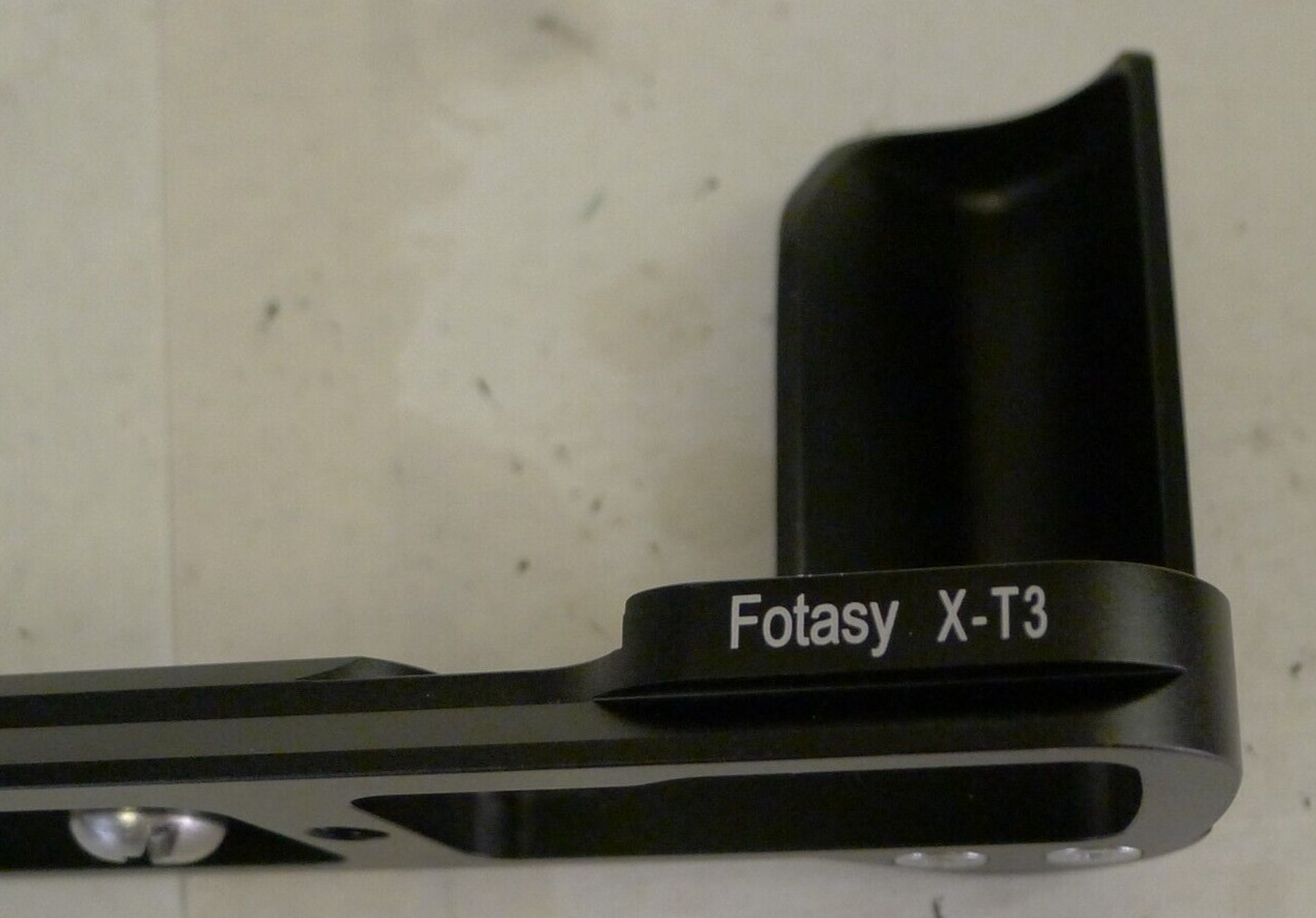 Fotasy X-T3 Quick Release L Plate Hand Grip Bracket for Fujifilm X-T3 – Used