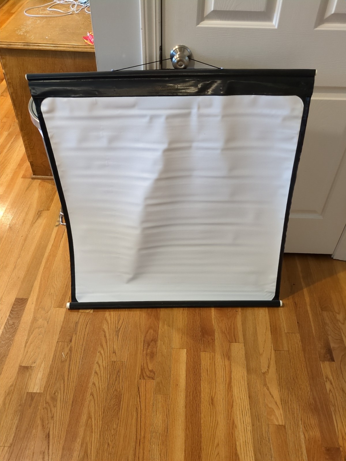 Minette 3′ x 3′ Screen V-C With Case And Original Box