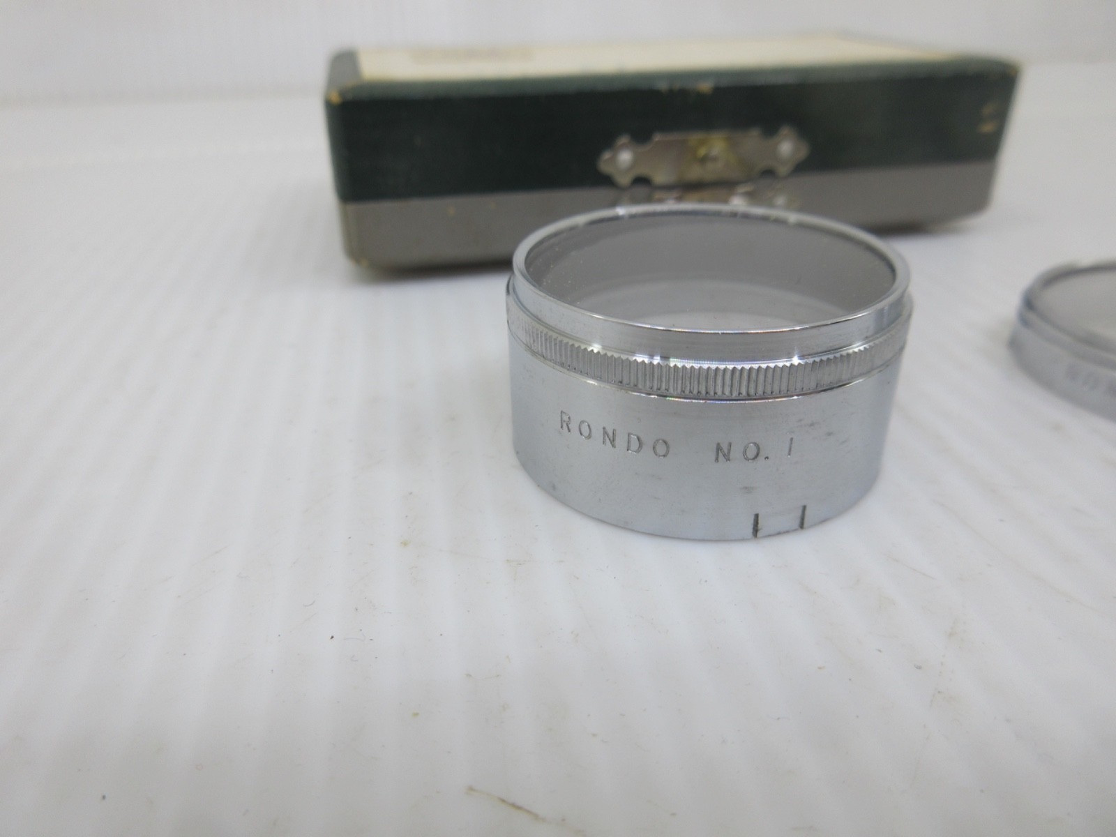 Rondo close up lens for Rolleicord/Rolleiflex bayonet No 1 and No 2