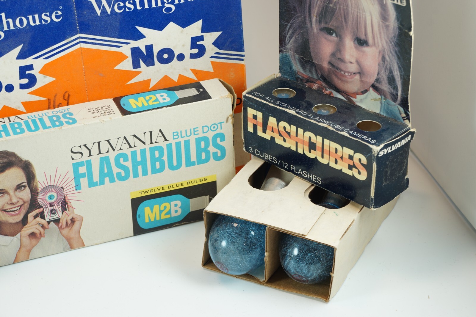 Misc Flashbulbs Westinghouse NO. 5 AG1 M2B CUBES etc. Old Stock Vintage Lot