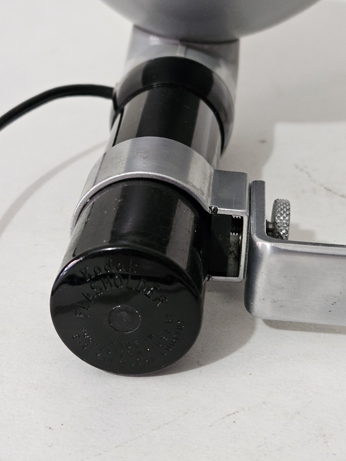 Vntg 50s KODAK Flasholder Model B w/ 4 Bulbs w/ Bracket As Shown