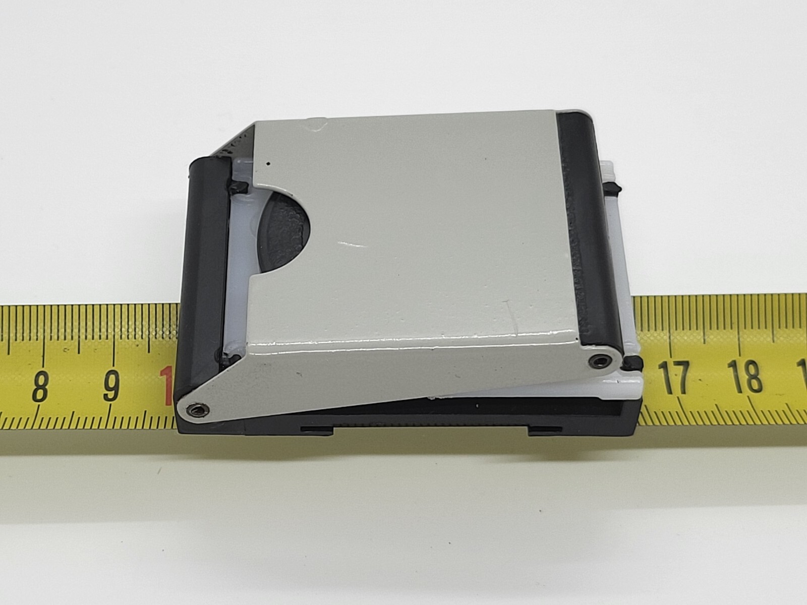 Magnifying device for viewing photographic films and transparencies, 5x USSR
