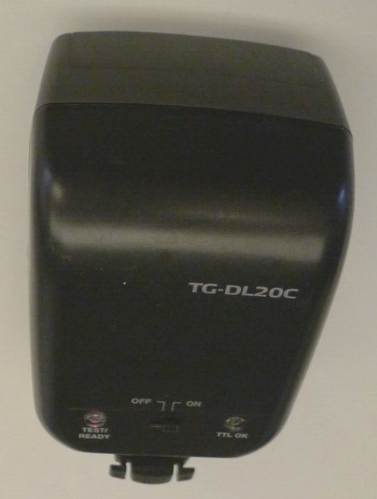 Targus TG-DL20C Hot Shoe Flash for Canon – TESTED
