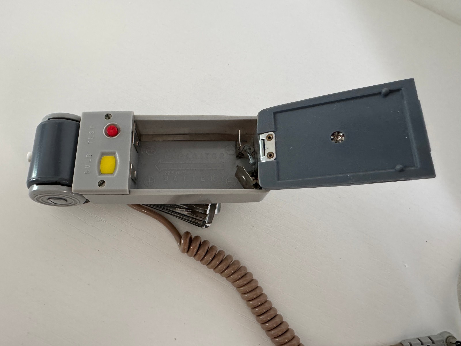 Vintage Honeywell Tilt-A-Mite Collapsible Flash Unit Untested