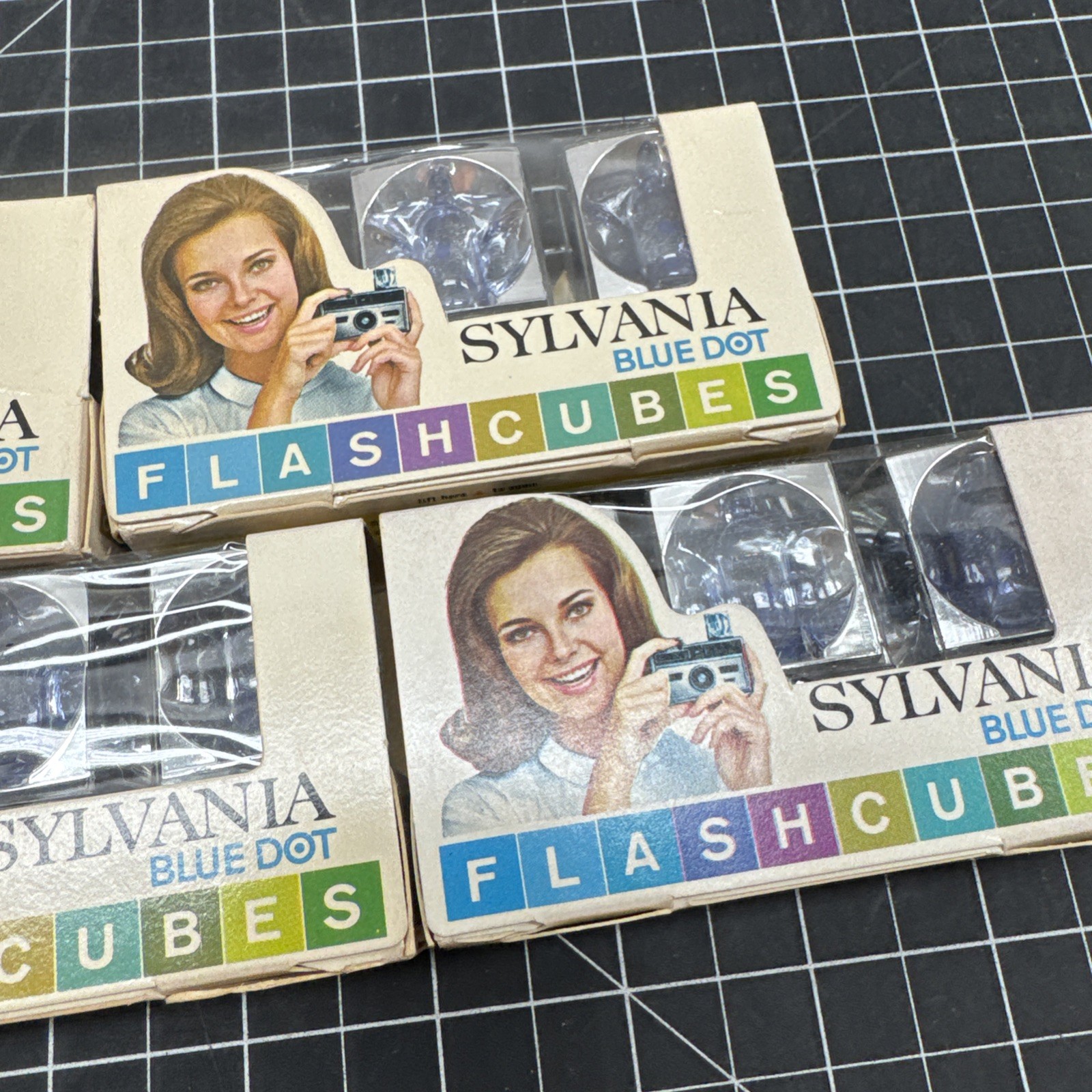 Original Sylvania Blue Dot Flash Cubes – 3 Pack – Lot of 6, New in Package H2