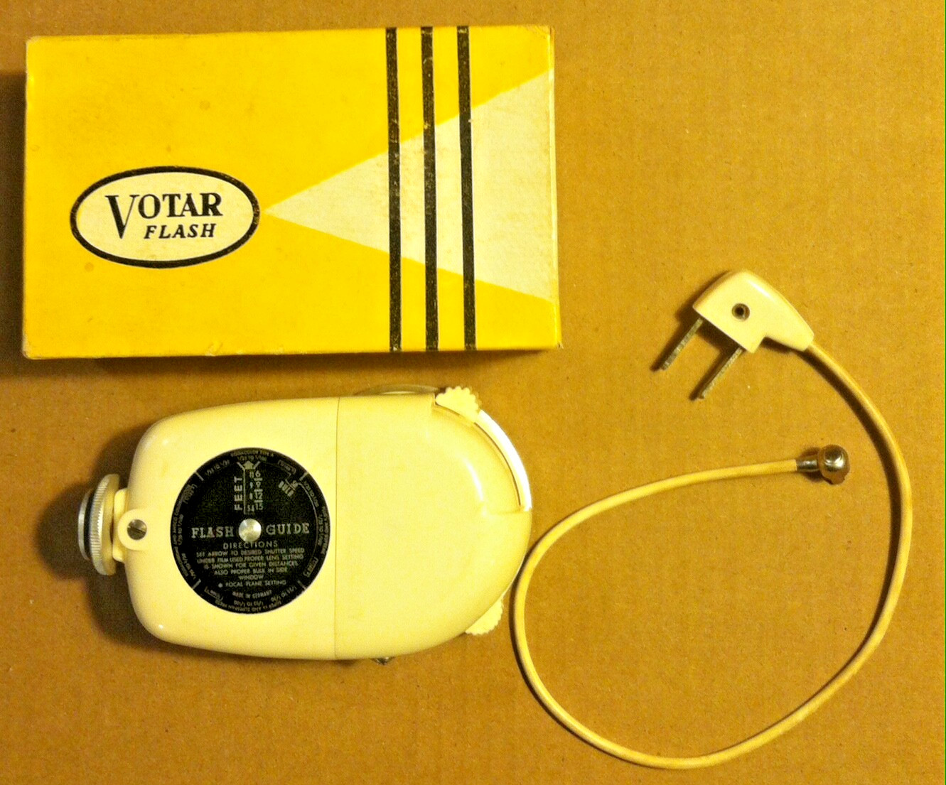 Vintage 🔥VOTAR🔥 Automatic BC Flash Gun Camera Flash Made in West Germany RARE