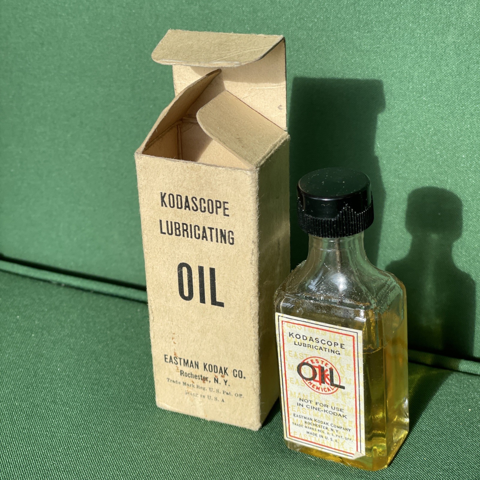 Vintage Kodascope Lubricating Oil Bottle Original Box