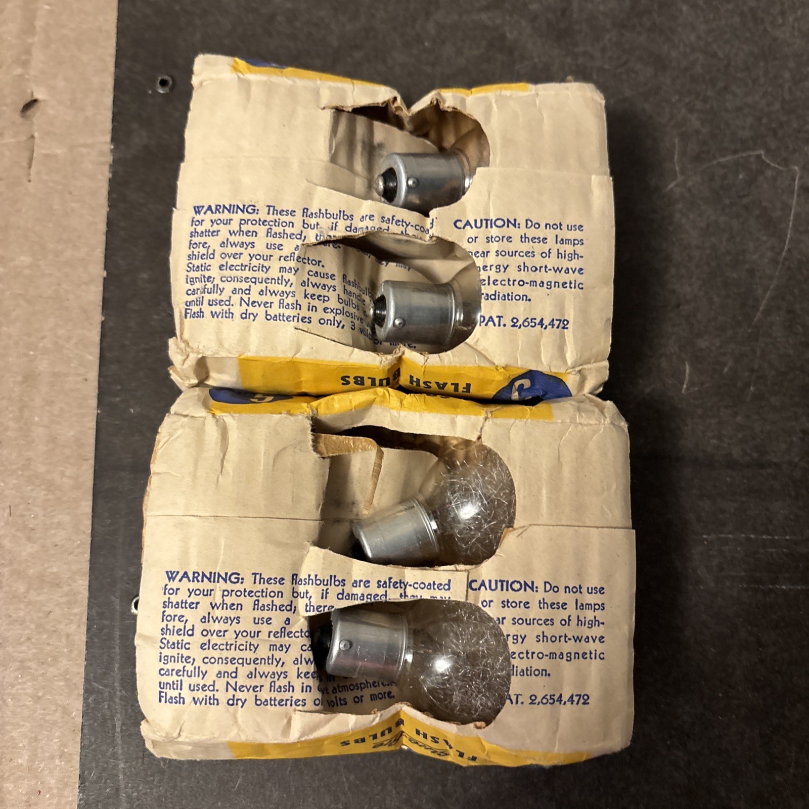 GE / General Electric 5 Flashbulbs ~ 2 Boxes, 8 Bulbs.
