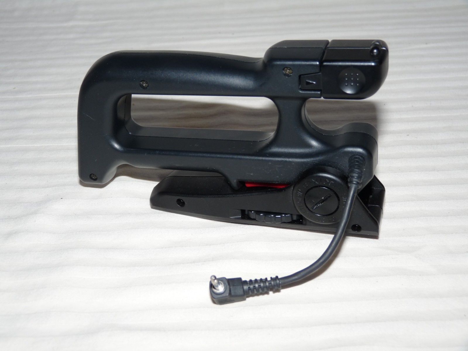 FUJIFILM FUJIX G301-T GRIP & SMALL TRIPOD TABLE TOP VIDEO CAMERA RECORDER
