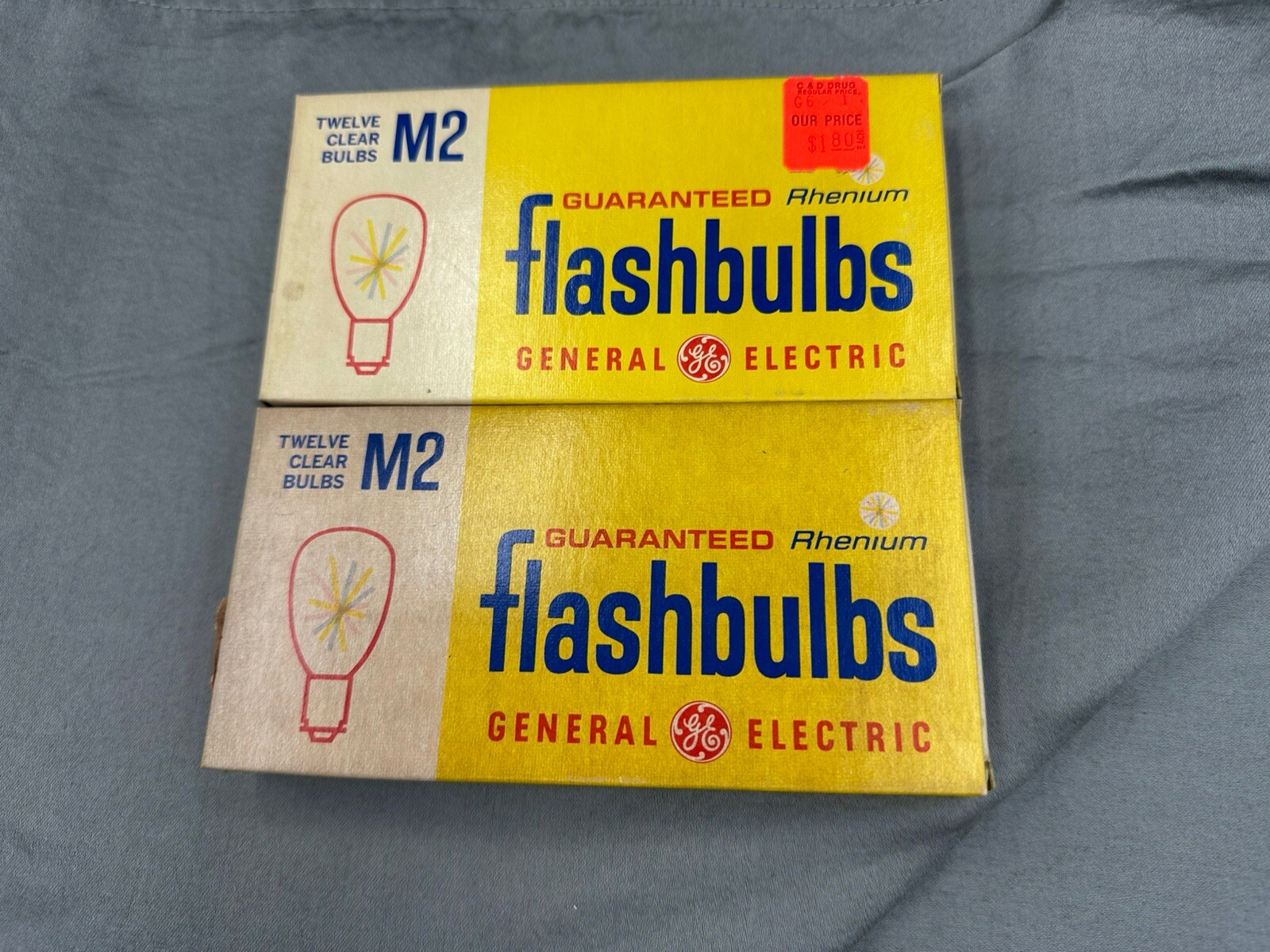 Vintage 2 Boxes Of 12 General Electric Clear M2 Camera Flashbulbs GE Made In USA
