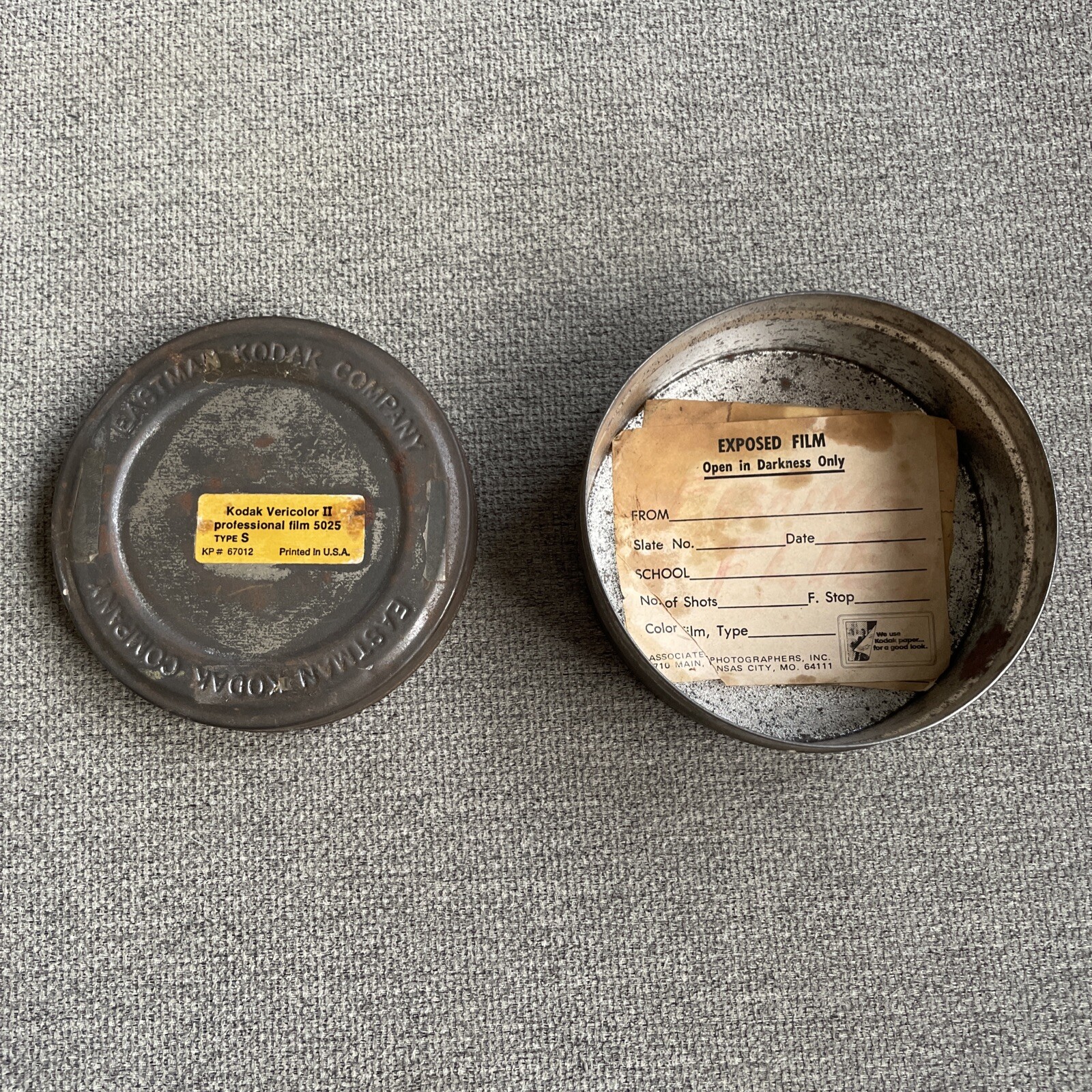 Vintage Eastman Kodak Company Film Canister/Tin- Vericolor II 5025 – 3.75”Wide