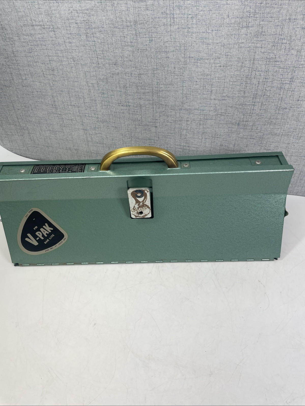 VINTAGE V-PAK 4BULB LITE CPL BAR PM-4 PHOTOGRAPHY METAL GREEN BOX TESTED
