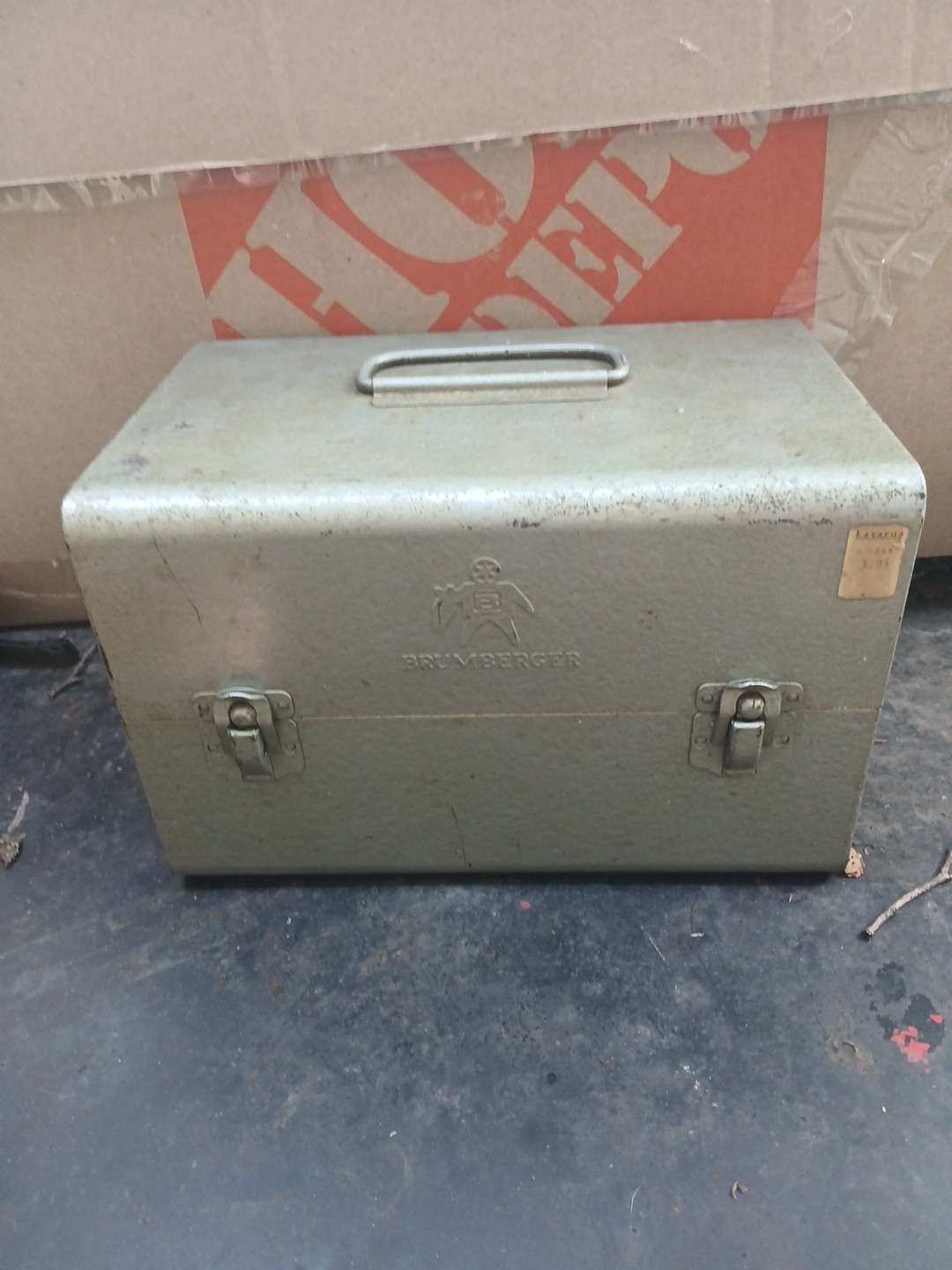 Vintage Brumberger Steel Storage Box or Case for 12 8mm Film Reels with Handle
