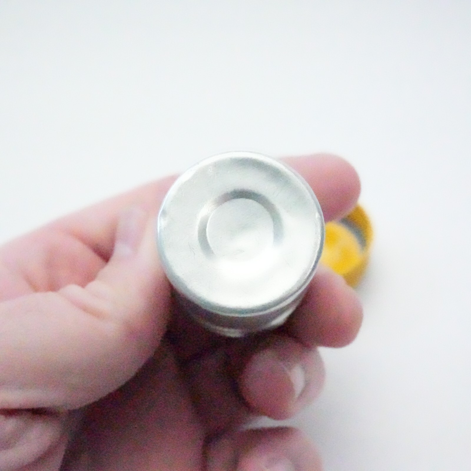 Vintage 35mm aluminum film canister unbranded W/ metal yellow top