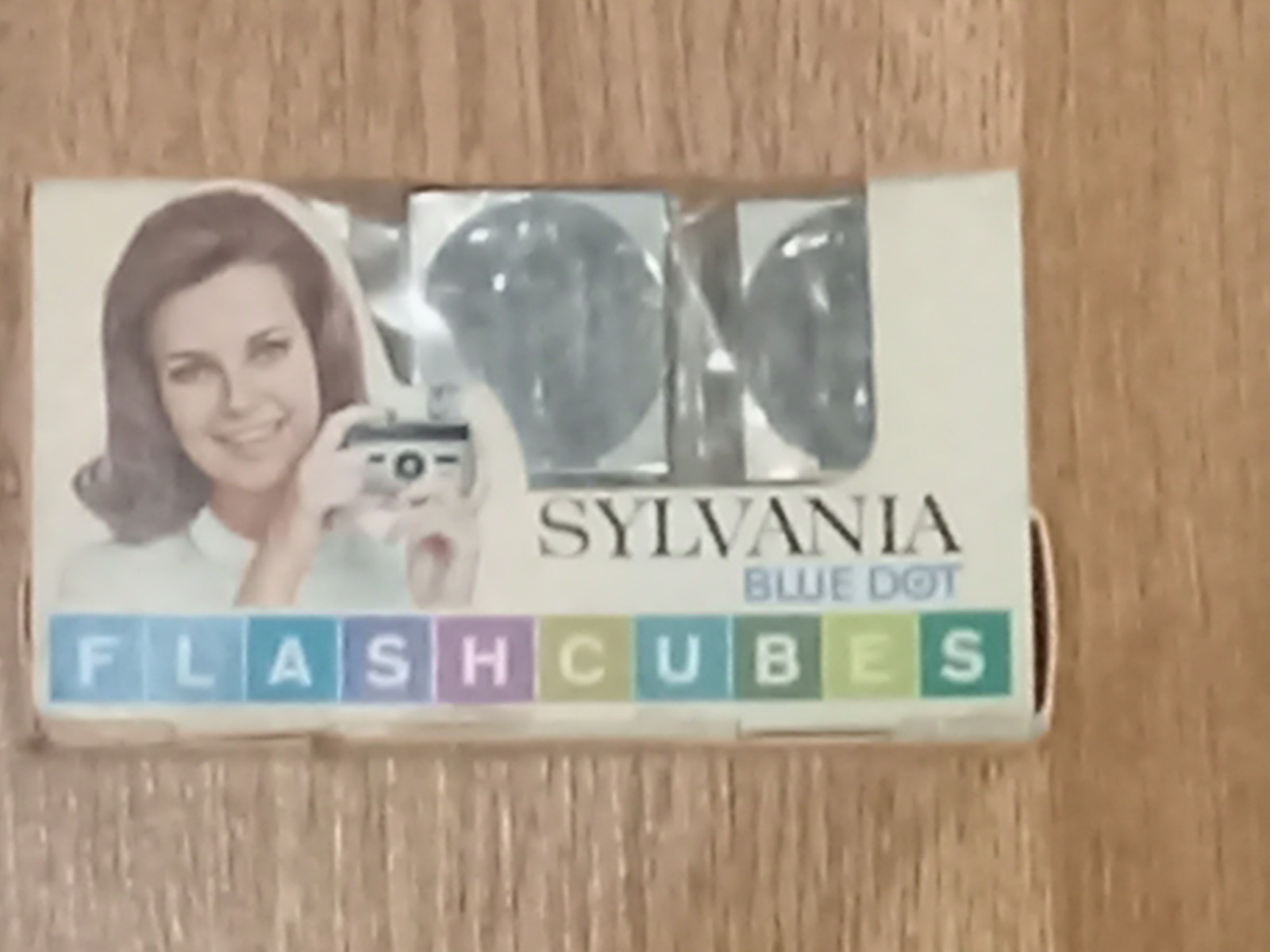 Sylvania Blue Dot Flash Cube 3 cubes 12 flashes – new in box
