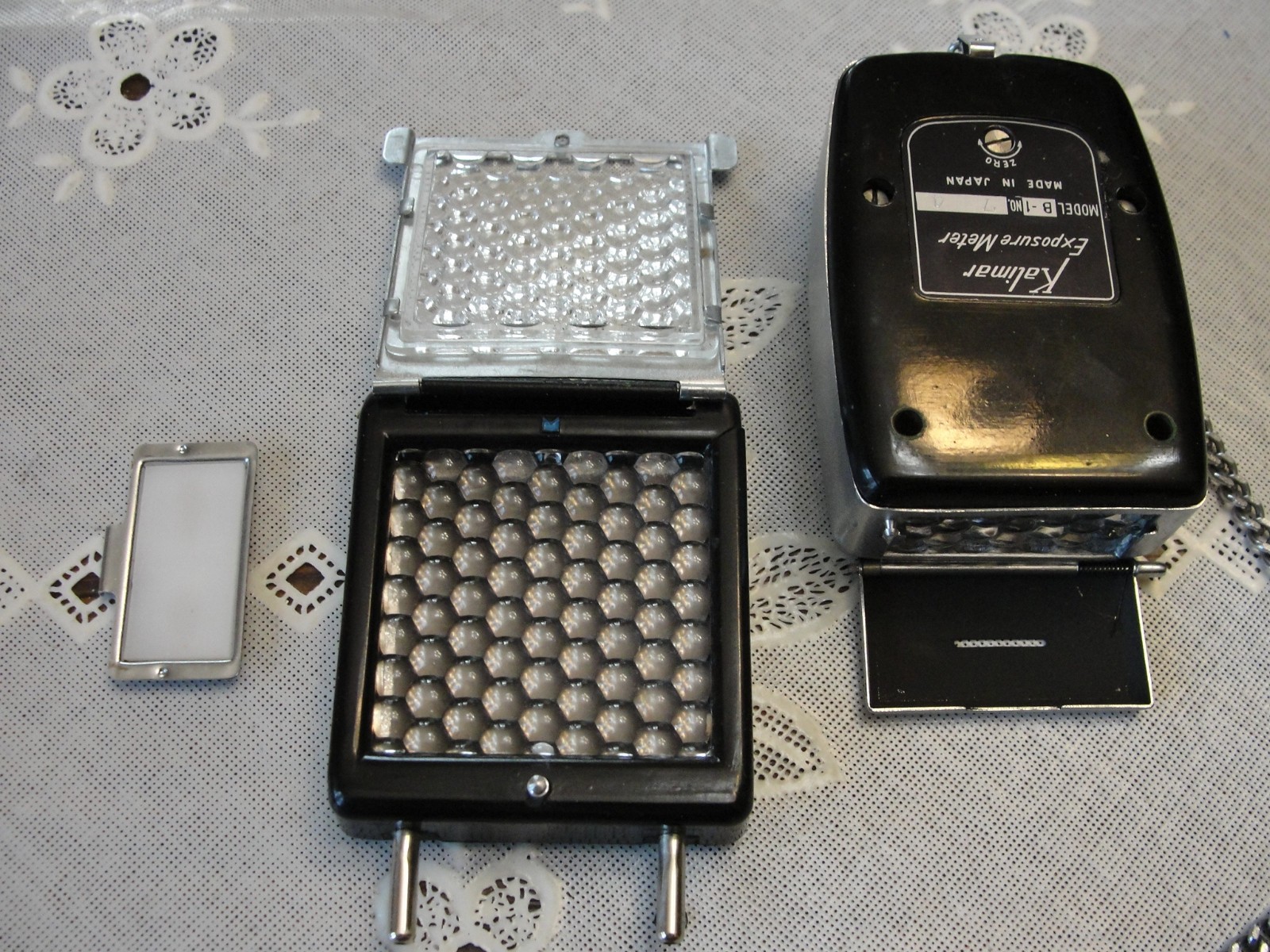 Vintage Kalimar Model B-1 Exposure Meter w/ Booster Box Instructions Chain