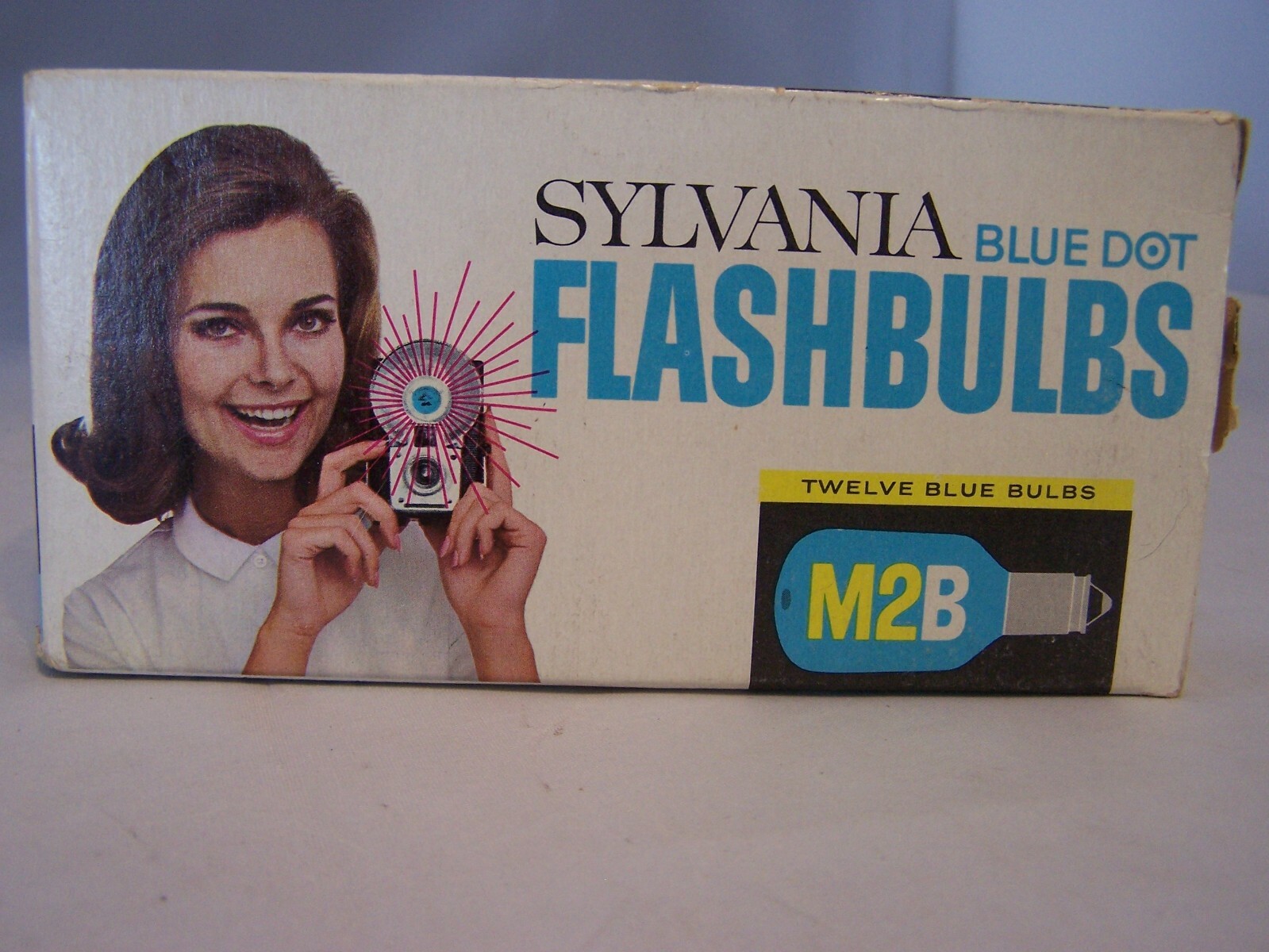 Sylvania Blue Dot Flashbulbs – M2B Blue – NOS