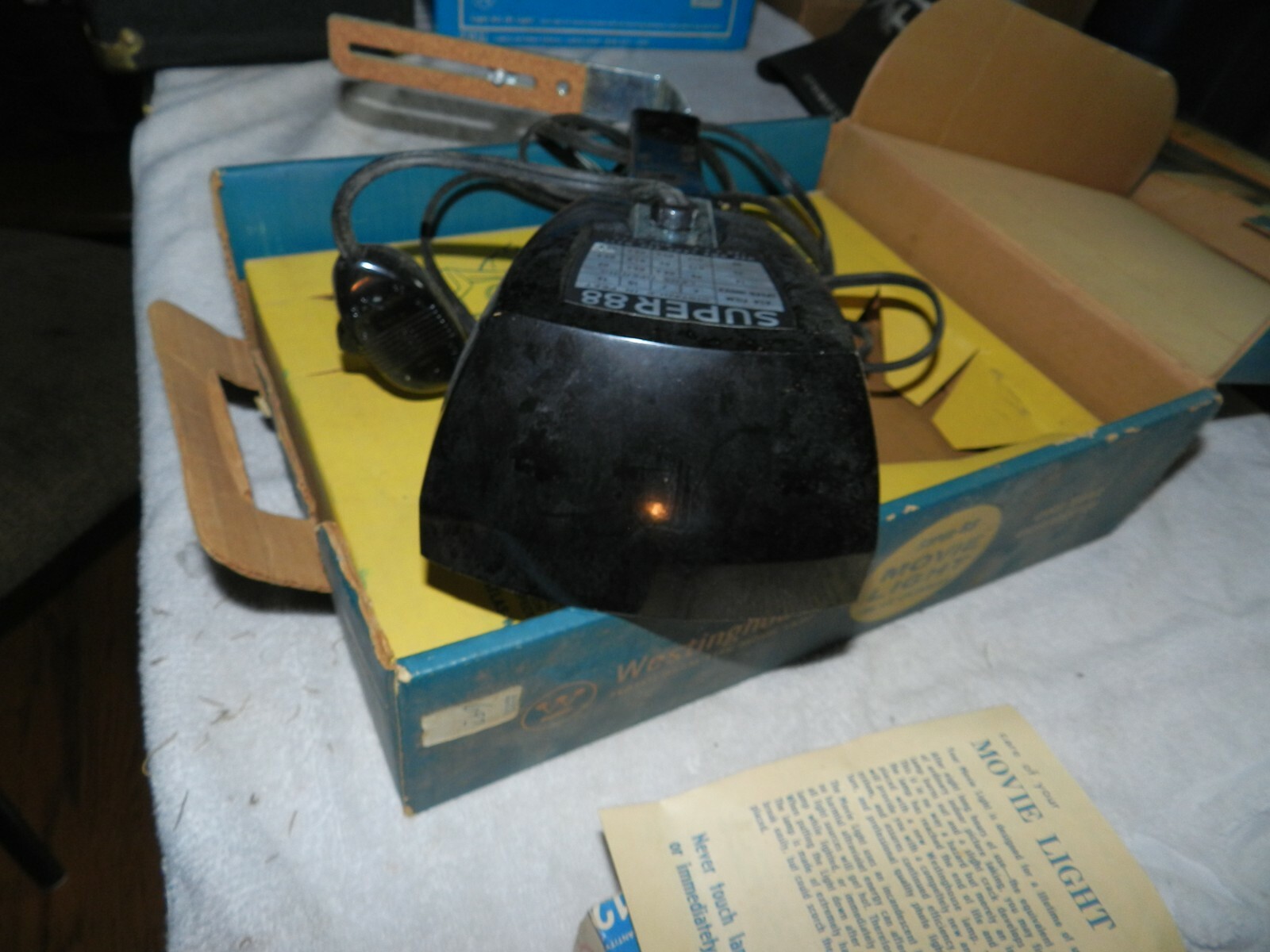 Vintage Super 88 650 Watt Sealed Beam Movie Light w/Original Box by Westinghouse