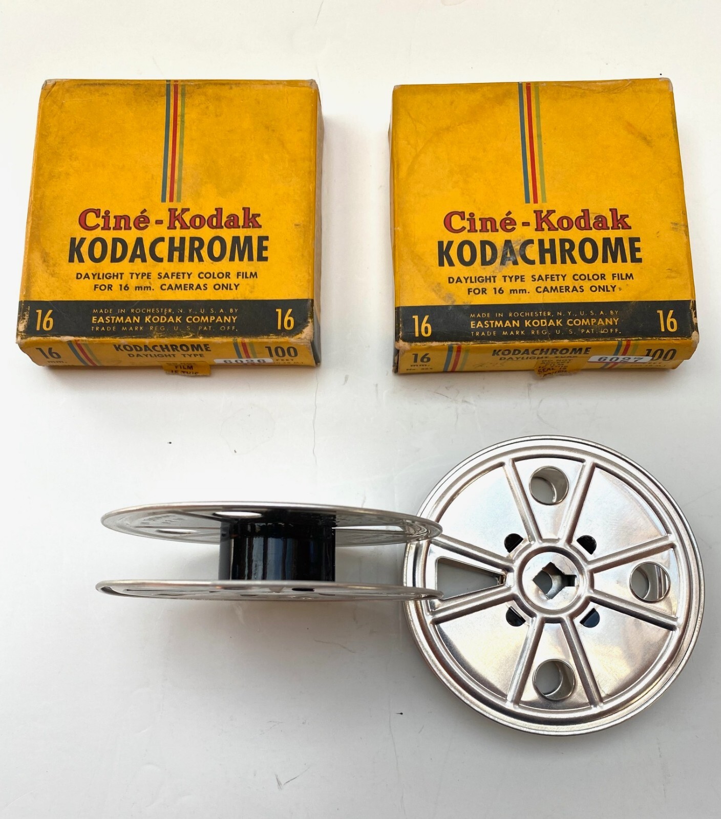 VINTAGE 16mm 4″ FILM REELS 1949 Vintge Cine-Kodak Safety Lot 2 100′ Reel
