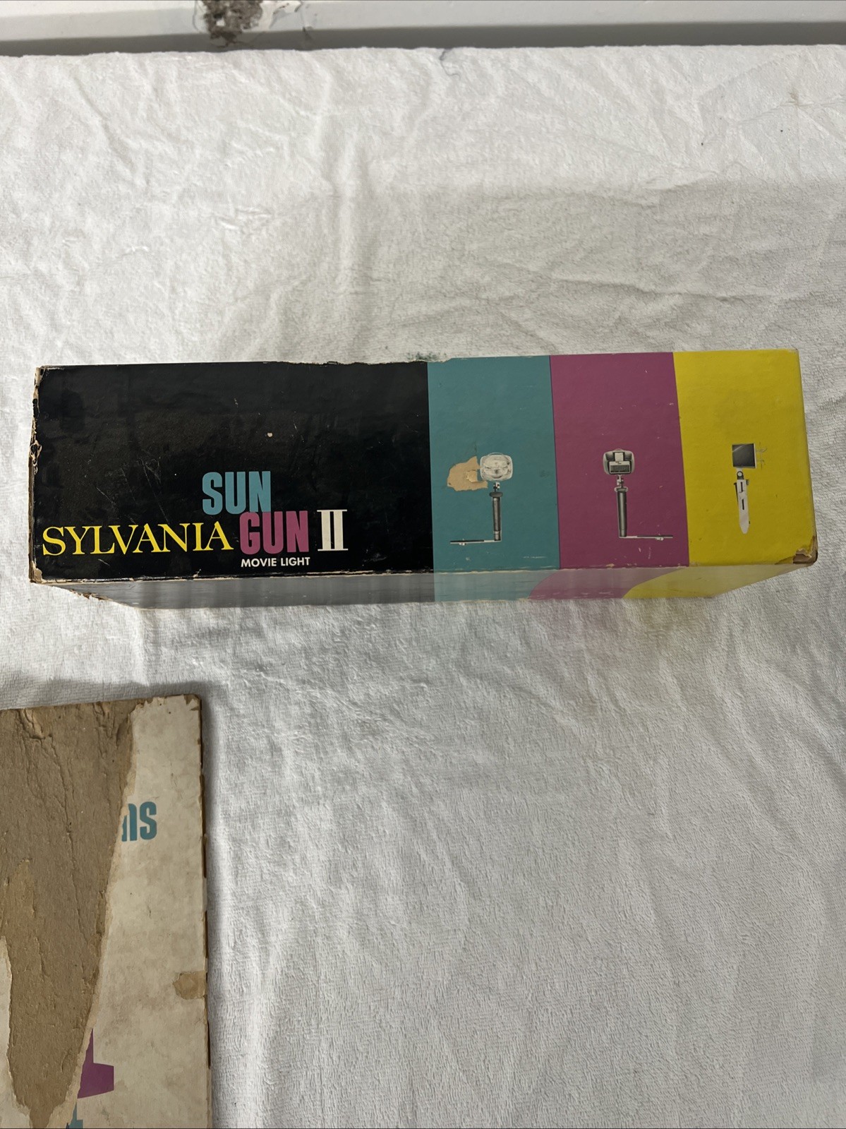 Sylvania Sun Gun II Movie Light Vintage 1960s Lightning SG-55