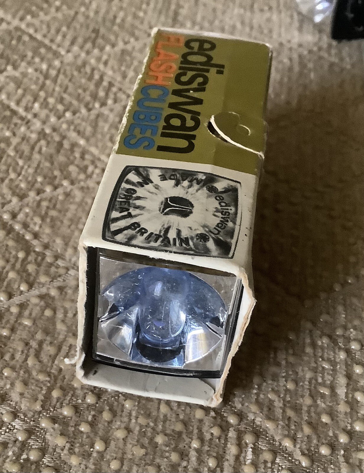 Vintage SYLVANIA GTE Blue Dot Flash Cubes*3 Pack + Bonus GTE/EDISWAN Flashcubes