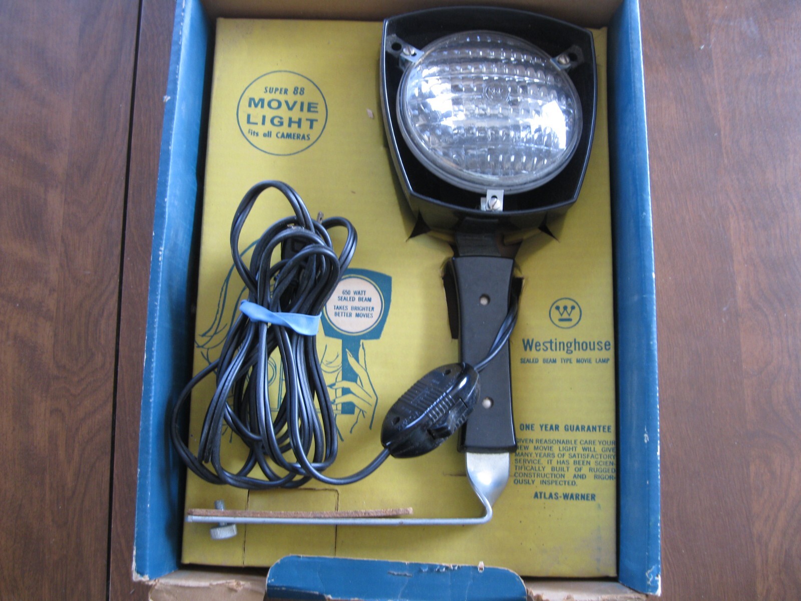 Old Vintage WESTINGHOUSE MOVIE LAMP – Model Super 88 – New Old Stock