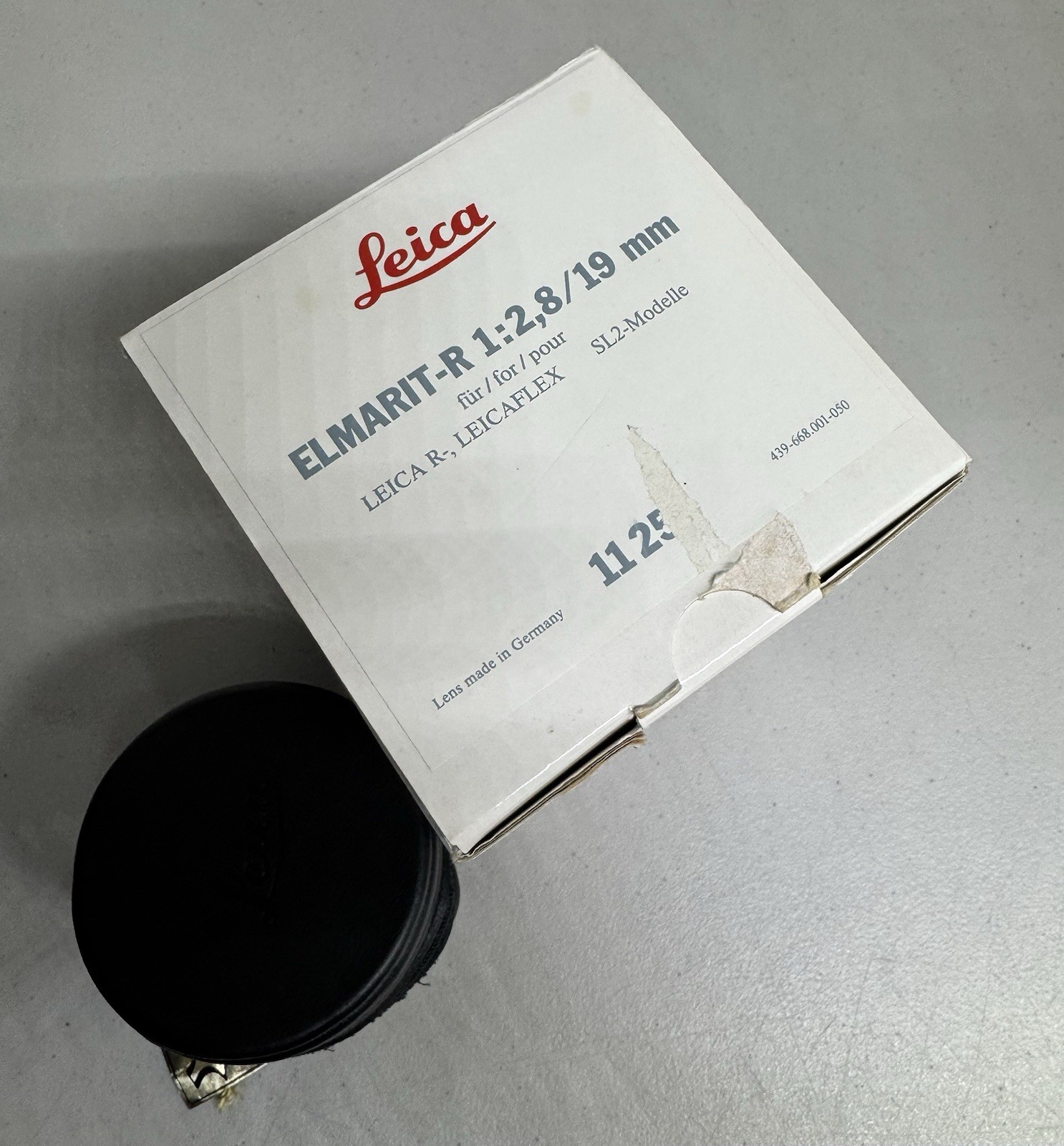 LEICA ELMARIT-R 19 19mm f/2.8 empty BOX plus Original Leather Pouch for Lens