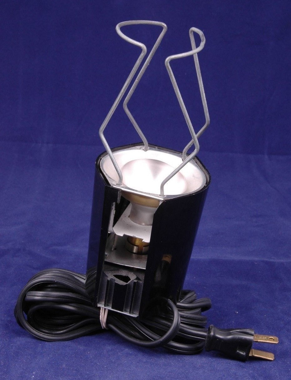 Kenco Model 3000 Movie Light, Lamp Type BDK, 100W 120V 60HZ-Tested