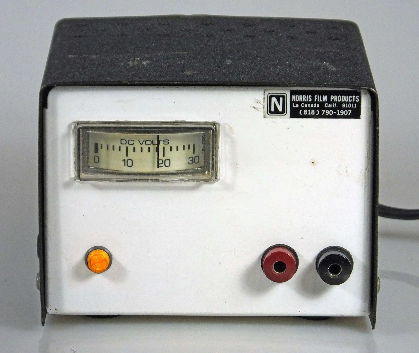 Norris Film Products Power Supply for Arriflex 16 St and XLR4 – Untested