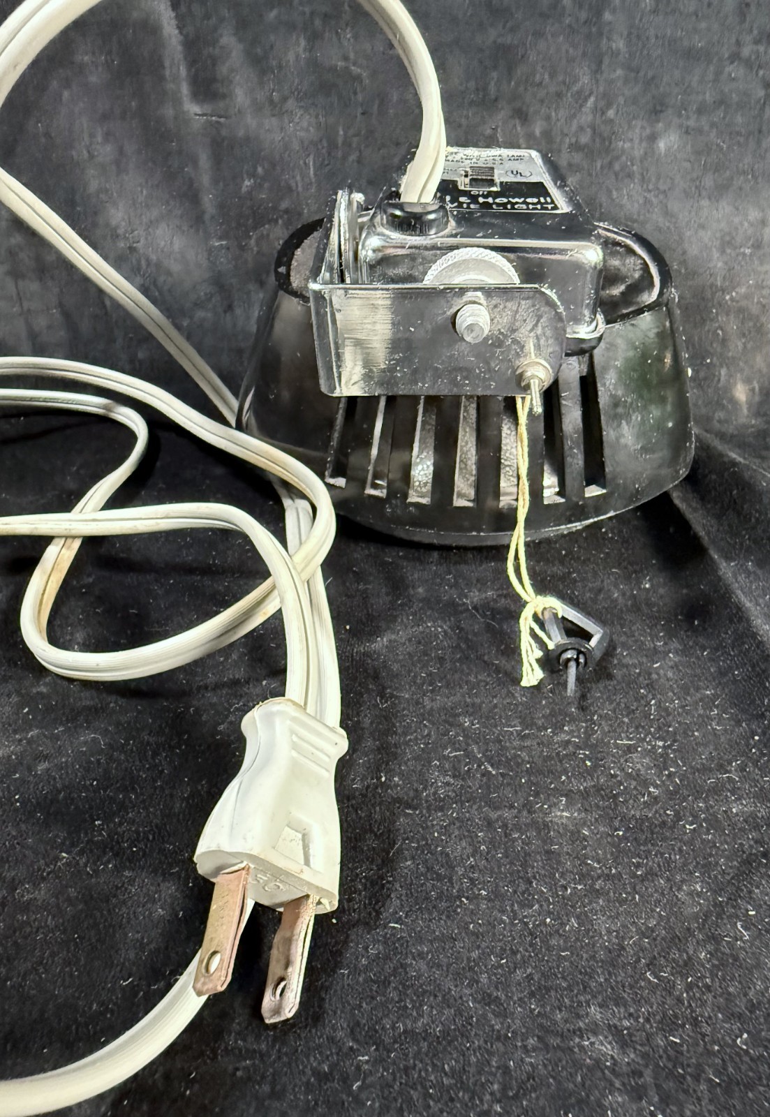 Vintage Bell & Howell Movie Light Part No 39891 120V/5.5 AMP, Tested, Works (B2)