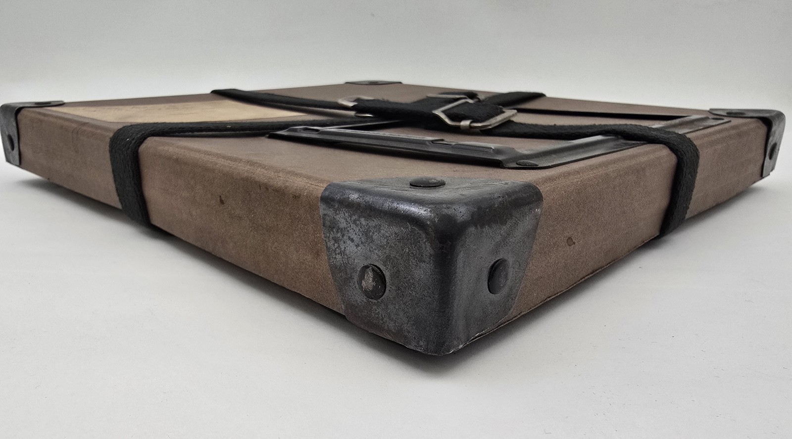 Vintage 11″ Square Fiberbilt Shipping Case Metal Corners Fabric Straps 1960s Lab