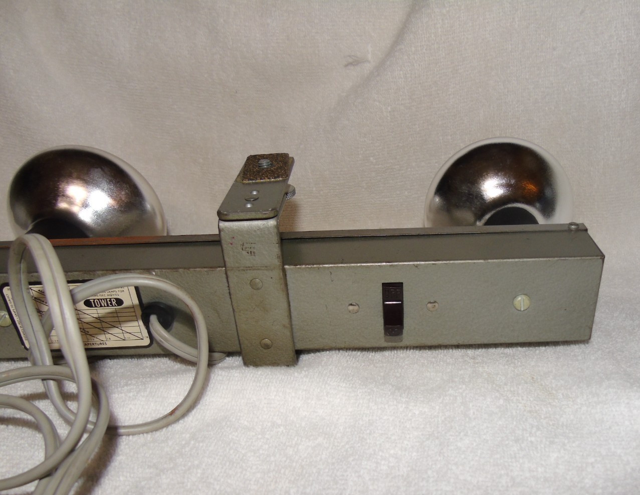 Vintage Tower Light Bar Sears, Roebuck And Co. & Simpson, Sears LTD Cat No 6612