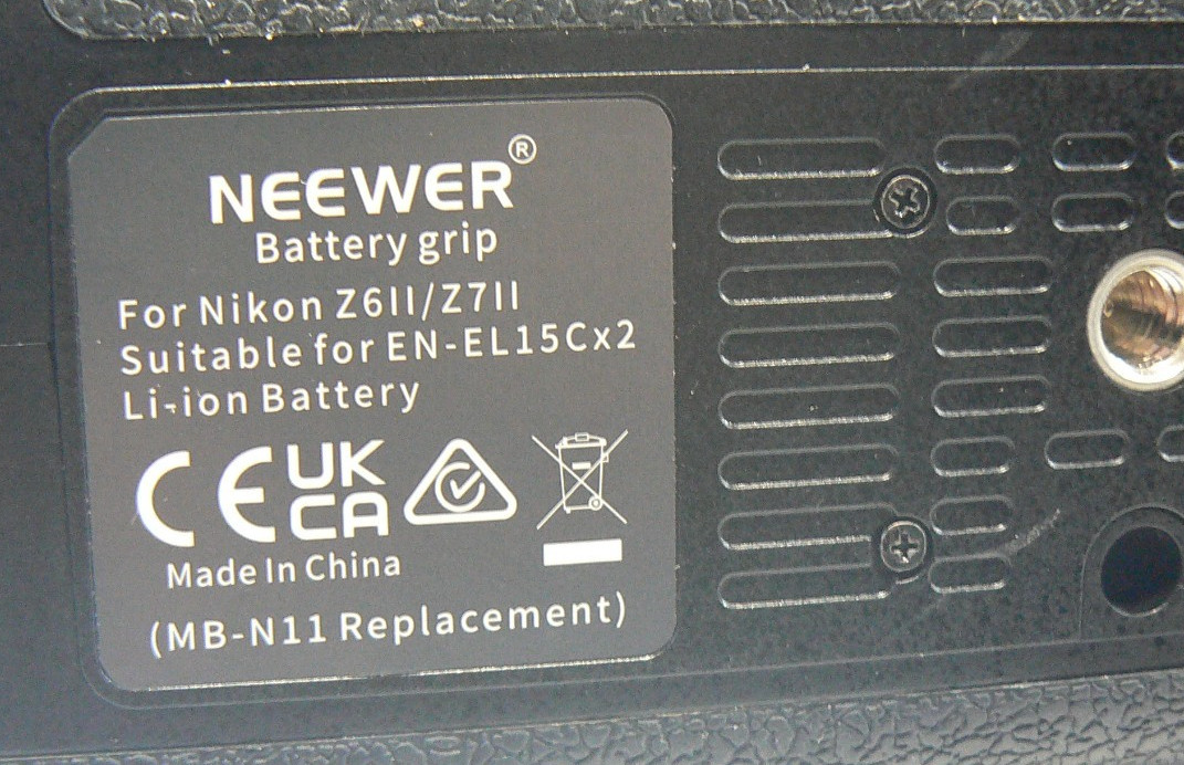 Neewer Power Battery Pack Grip Replacement for MB-N11 for Nikon Z611 / Z711