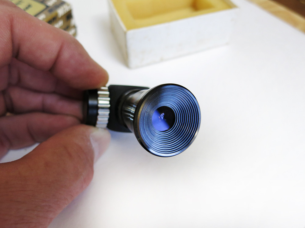 Nikon Right Angle Viewfinder for Nikon F Cameras in the Box!