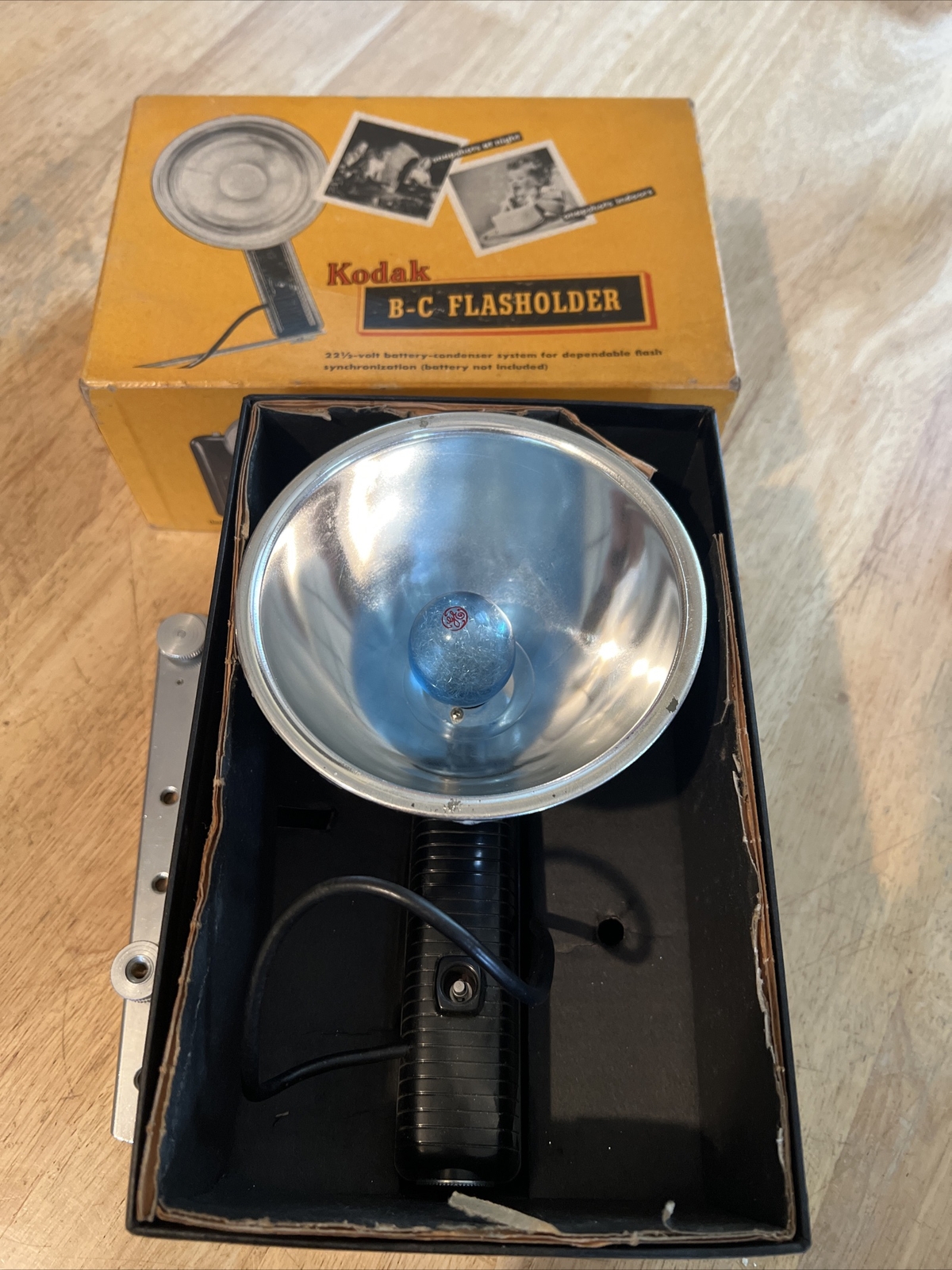 Vintage Kodak B-C Flasholder with Original Box Photography