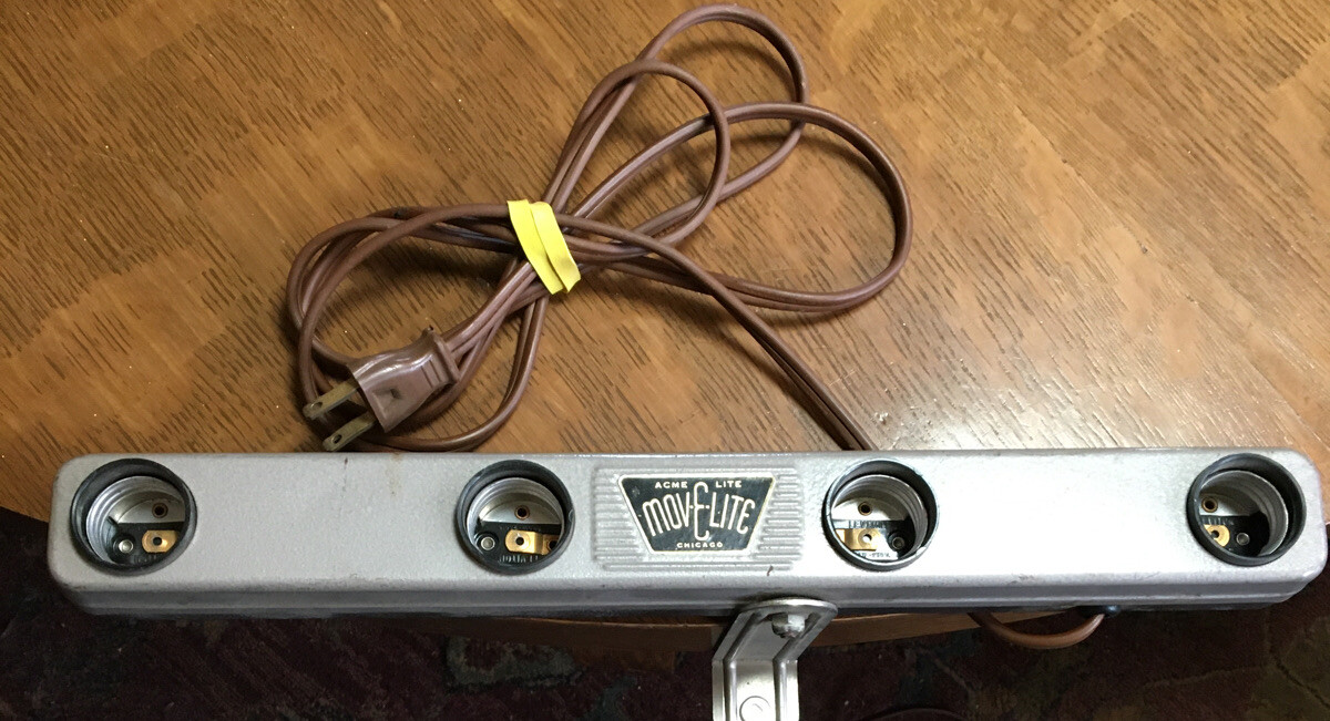 Vintage Acme MOV-E-LITE Bar ~ Movie, Theater, Photo Lite Works Approx. 14” Long