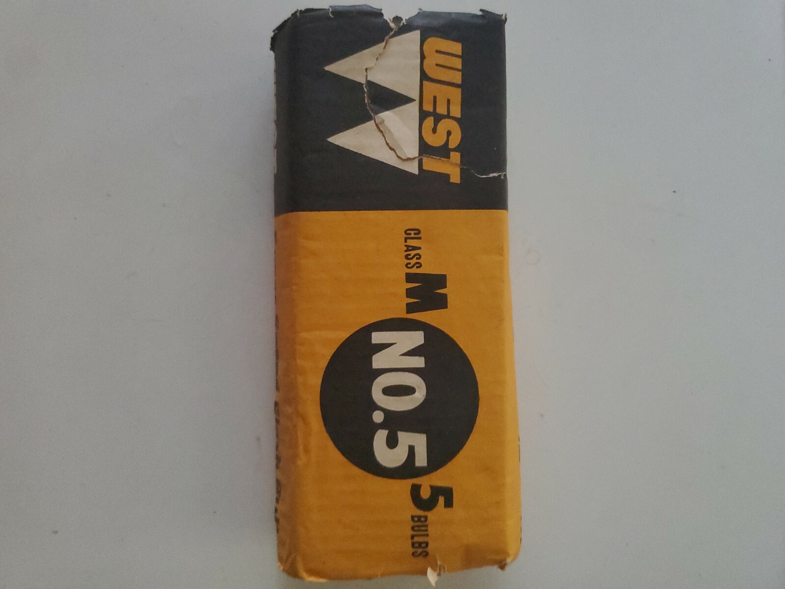 No. 5 flash bulbs West Electric Super speed in box NOS vintage. 5 bulbs