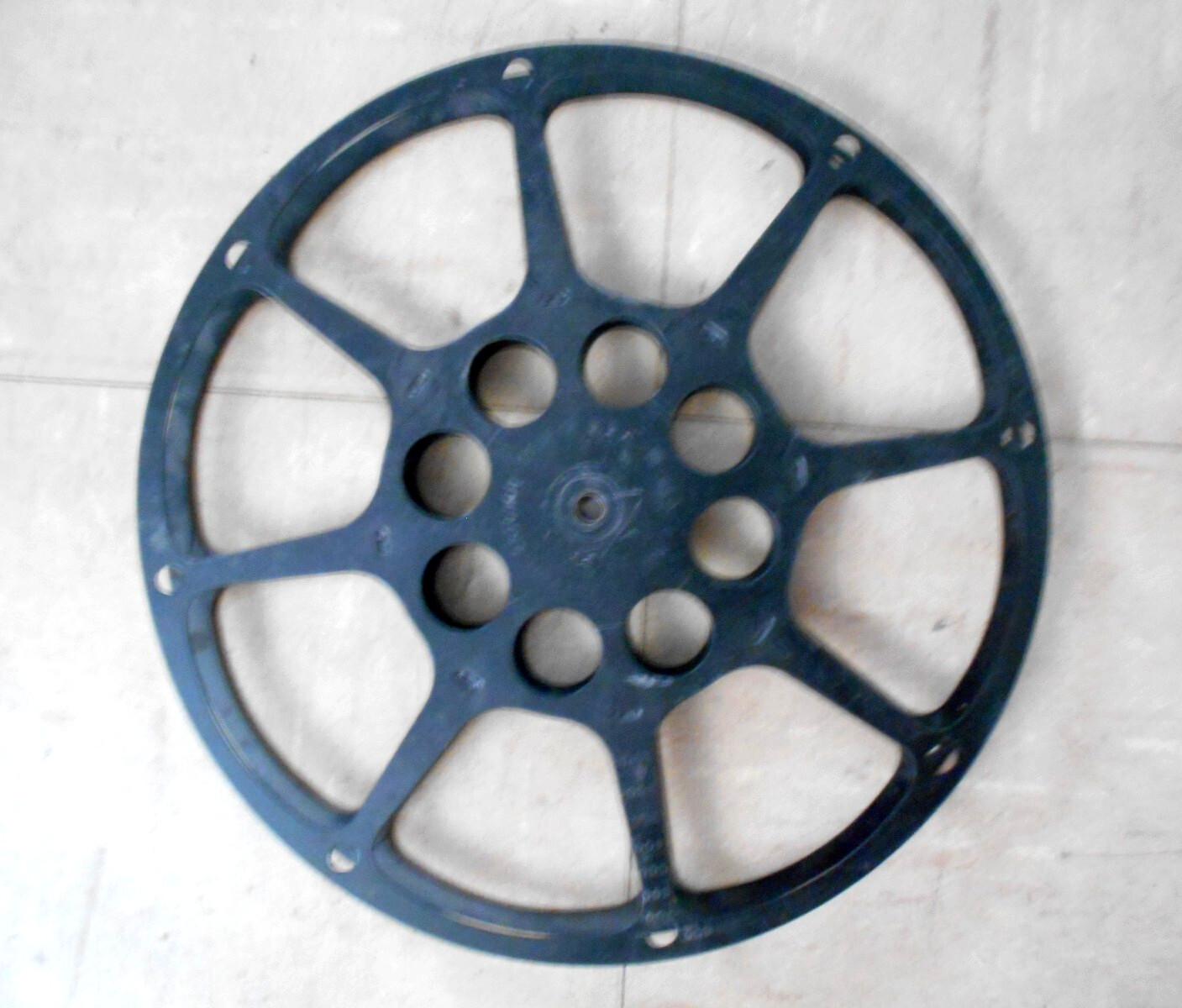 4 – Empty 16mm Film Reels Brown & Gray