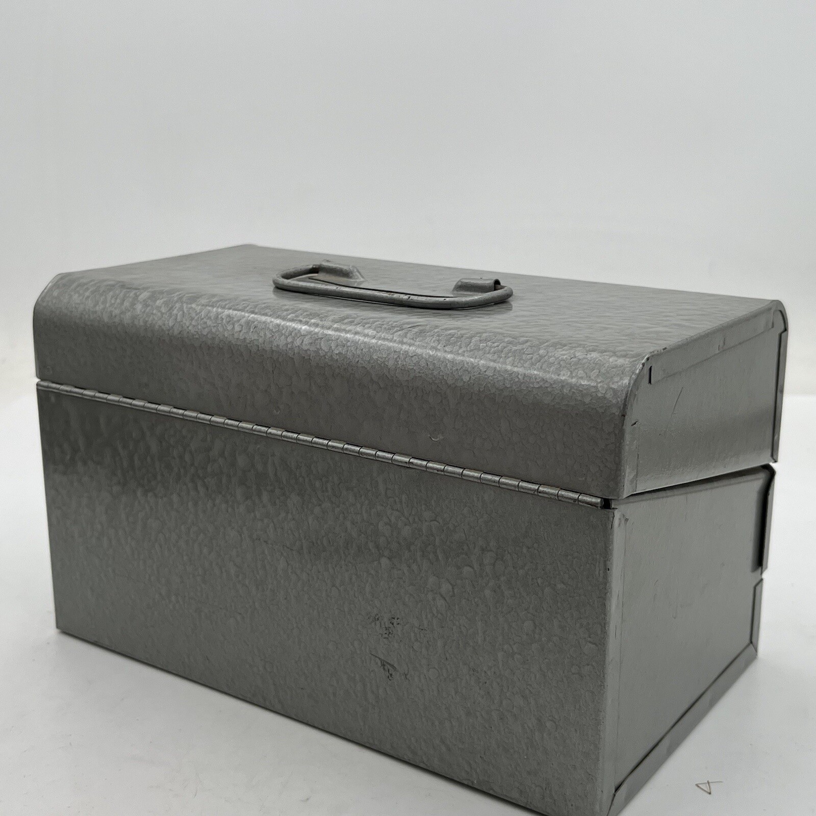 VTG Metal 8mm Movie Film Reel Can Storage Box Slotted 13 Slots For 5″ Reel Cans