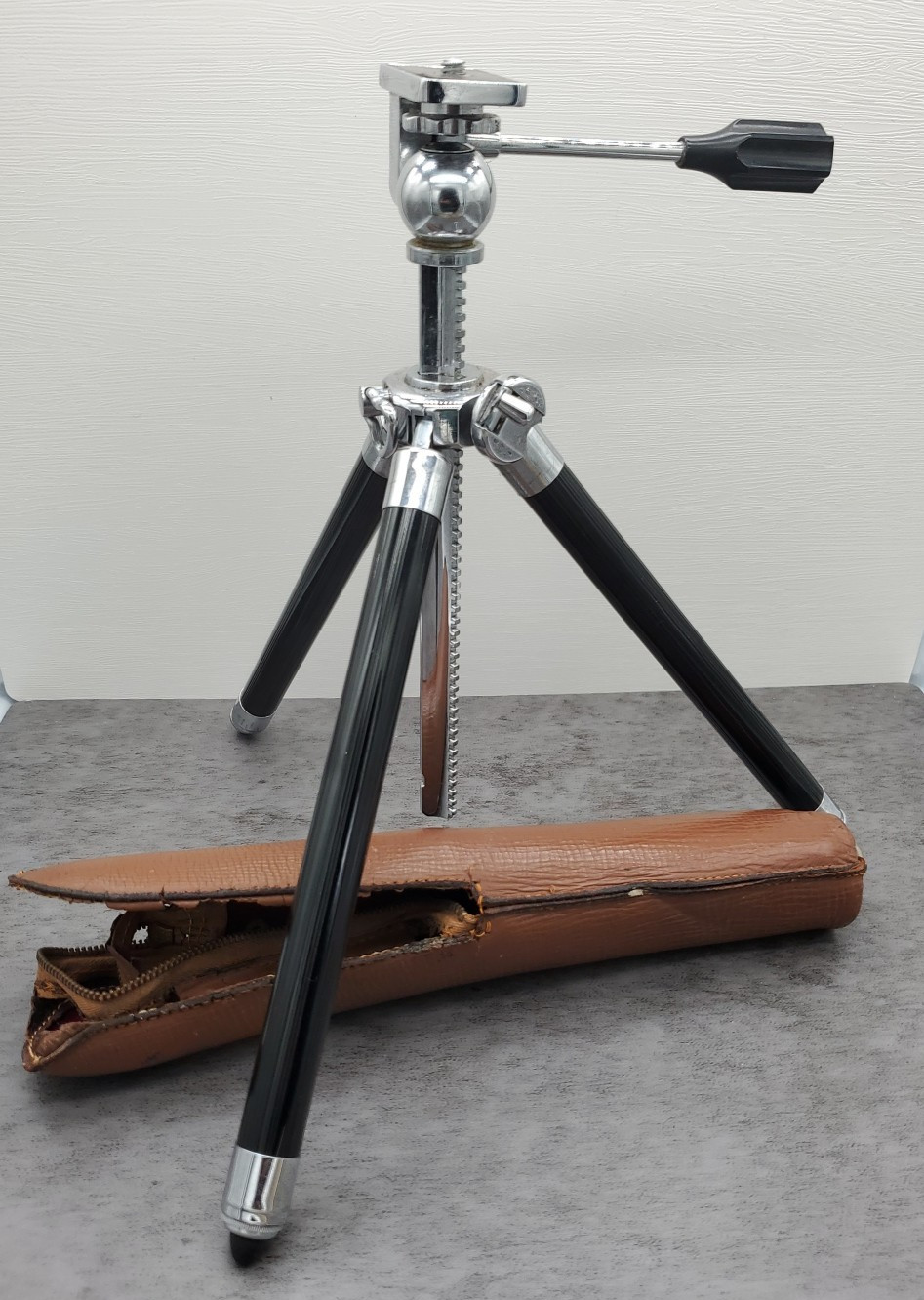 Vintage Brockway Black Chrome Camera Retractable Tripod 8″- 42”