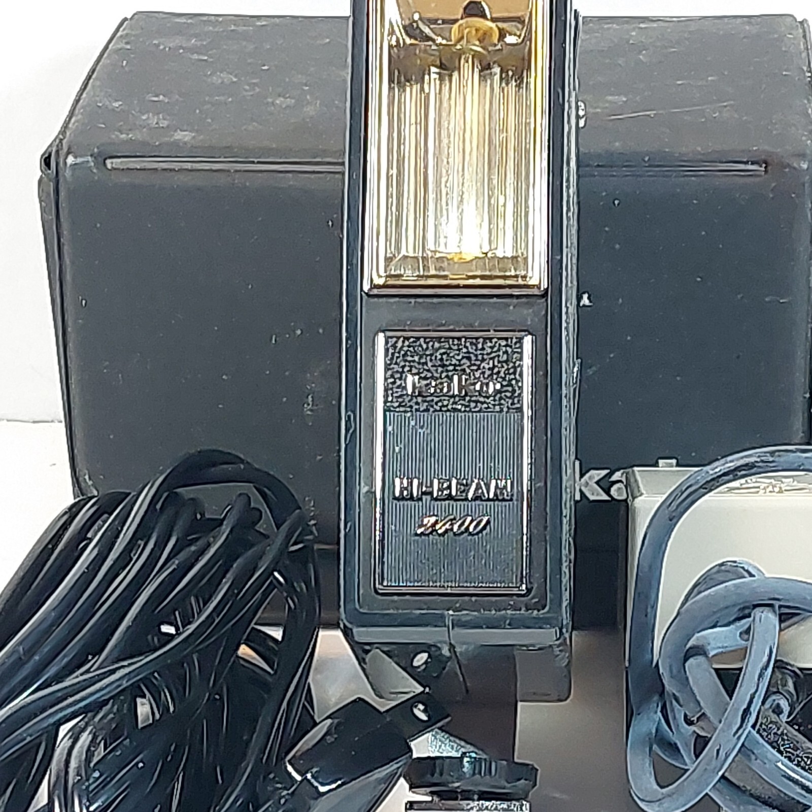 Vintage Kako Hi-Beam 2400 Camera Flash With Case AC Adapter-Power Cord Untested