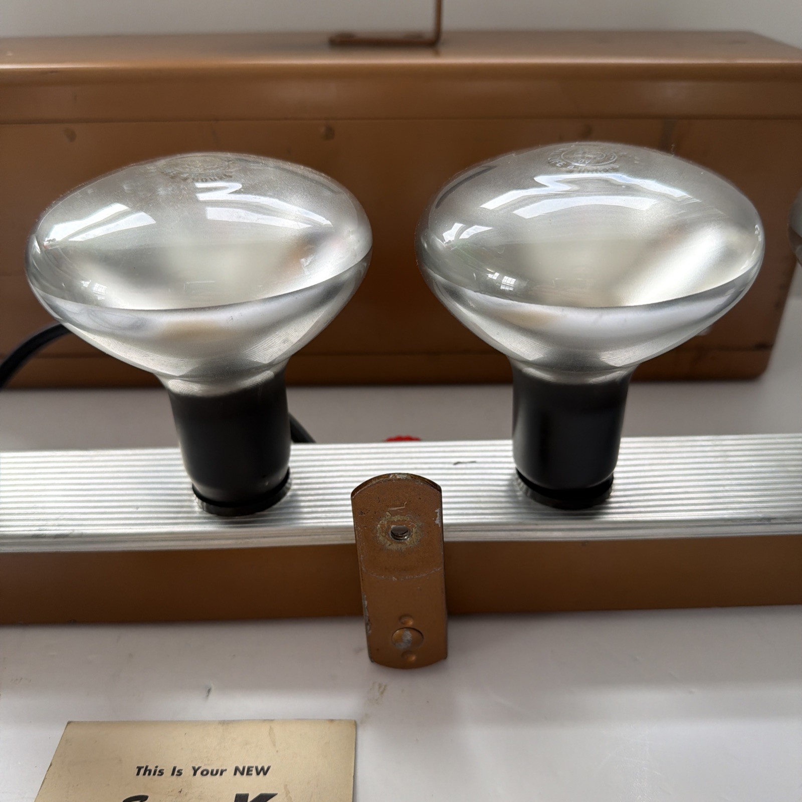Vtg Monterey Movie Photography Bar Light w/ Metal Case 4 Bulb Lighting Barlite