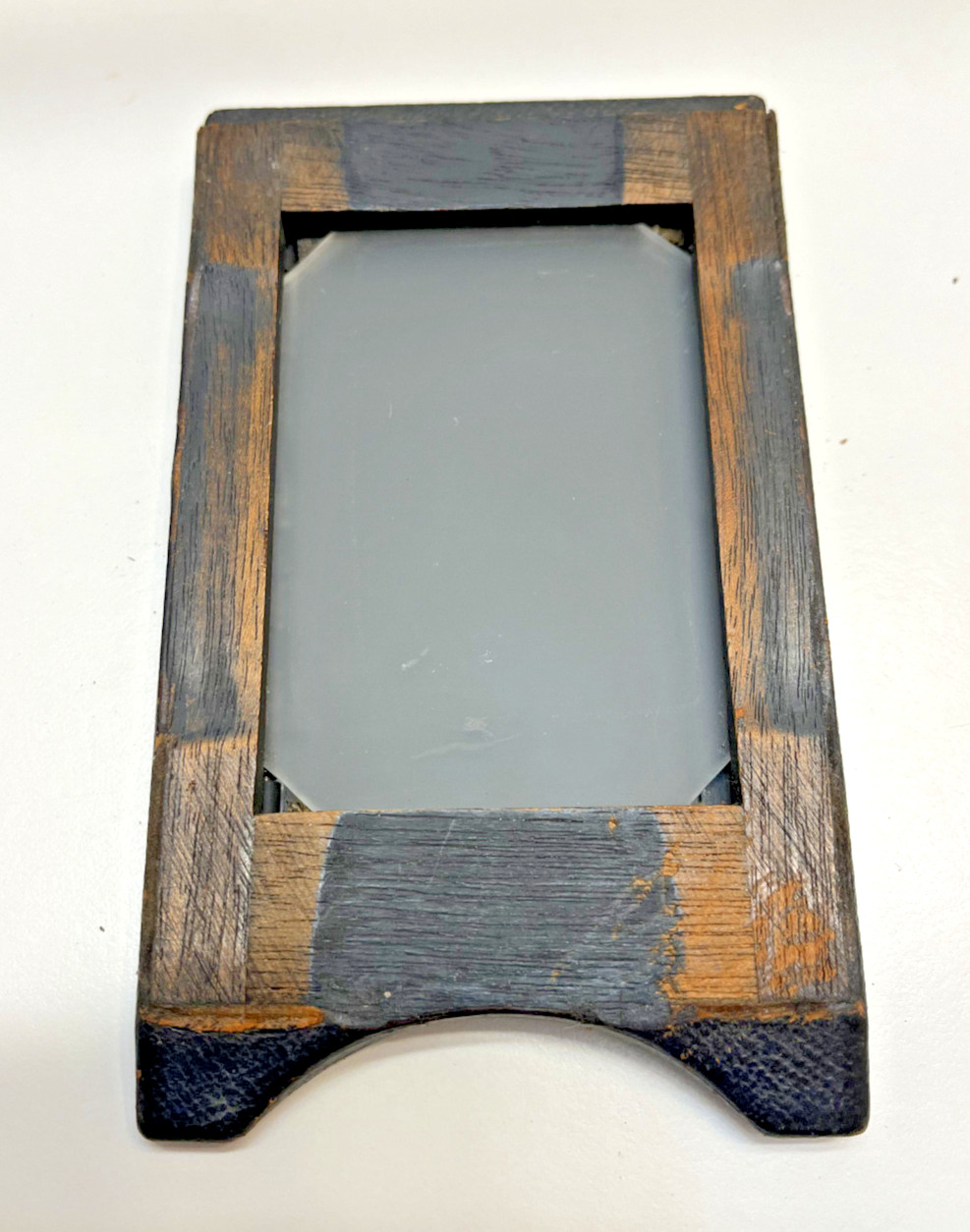 Vintage Wooden 2 1/4″ x 3 1/4″ Camera View Back w/ Ground Glass Graphlex?