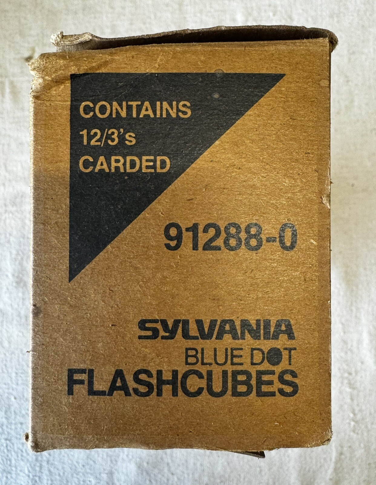 NOS Sylvania Blue Dot Flashcubes 91288-0 11 Packages/33 cubes/132 flashes