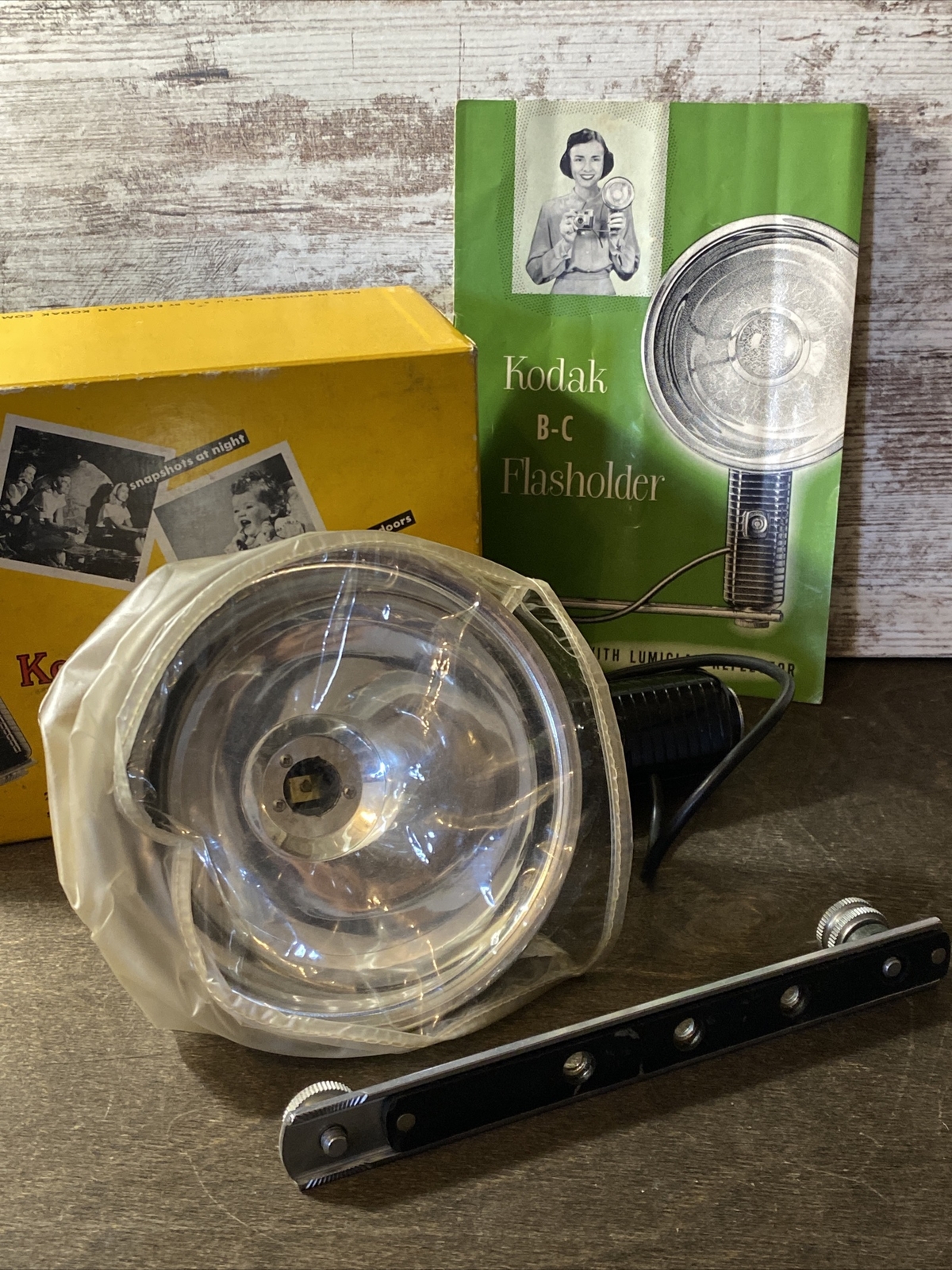Vintage Kodak BC Flasholder Original Box Flashguard Complete. Photography￼