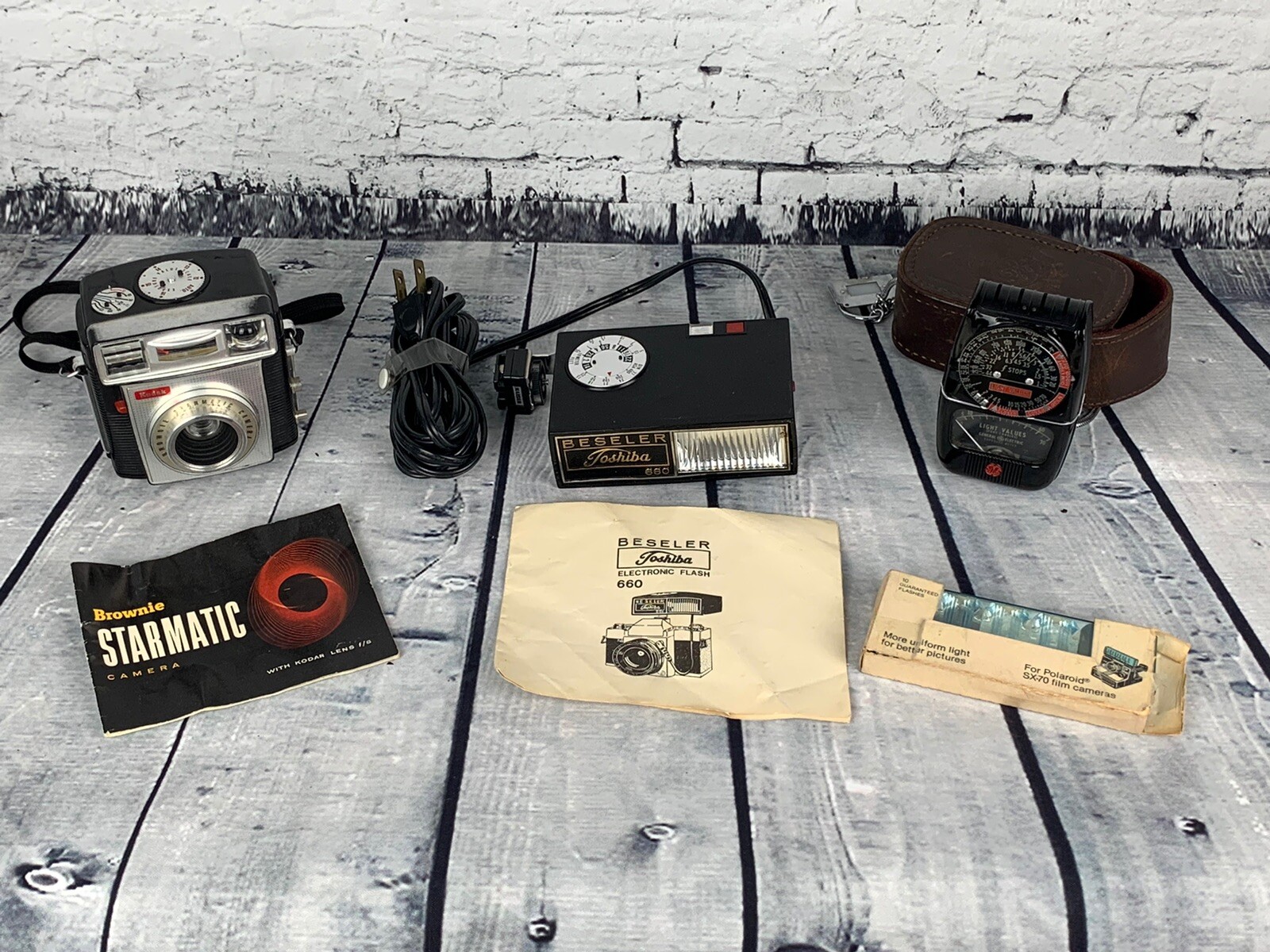 Vintage Cameras and Flash Accessories Beseler 660 GE Light Values and Starmatic