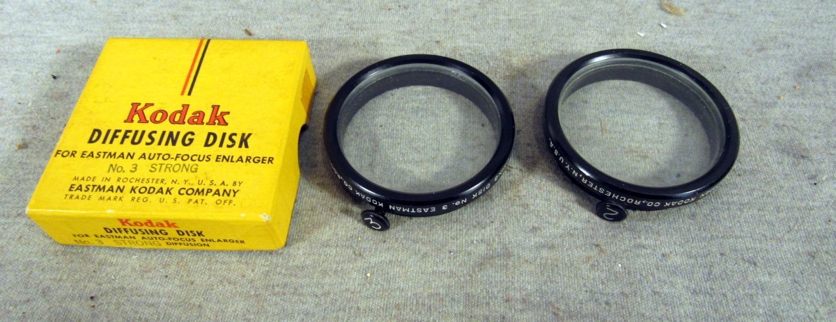 LOT OF TWO VINTAGE KODAK EASTMAN DIFFUSING DISKS – NUMBERED TWO AND (EZS002223)