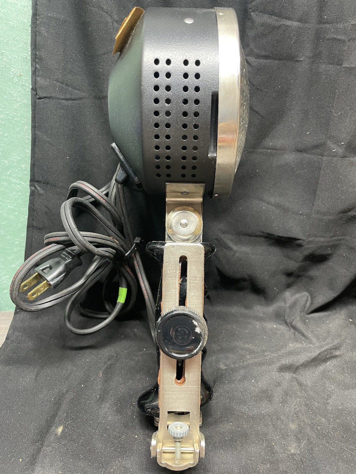 Vintage Kenco model 800D MovieLite Single Beam DWA Westinghouse Sealed Beam Lamp
